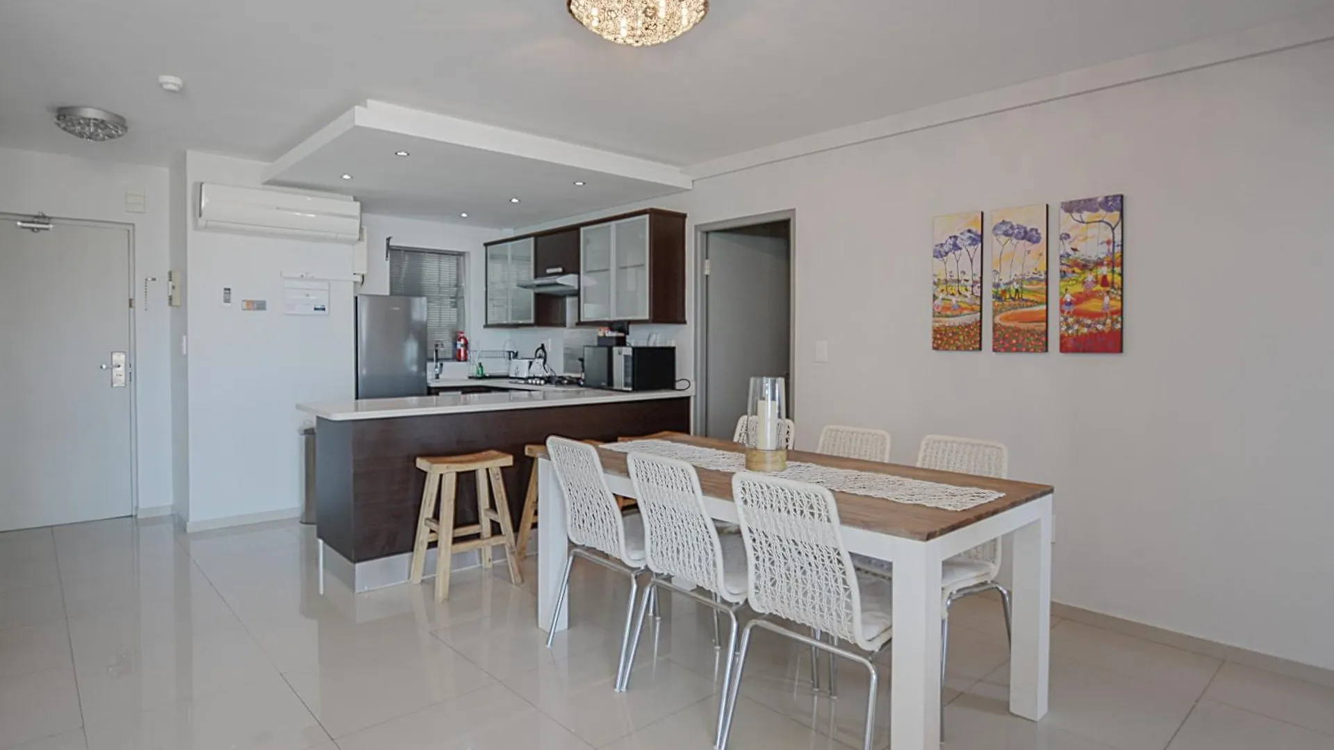 Aquarius 2 Bedroom Luxury Apartment Cape Town