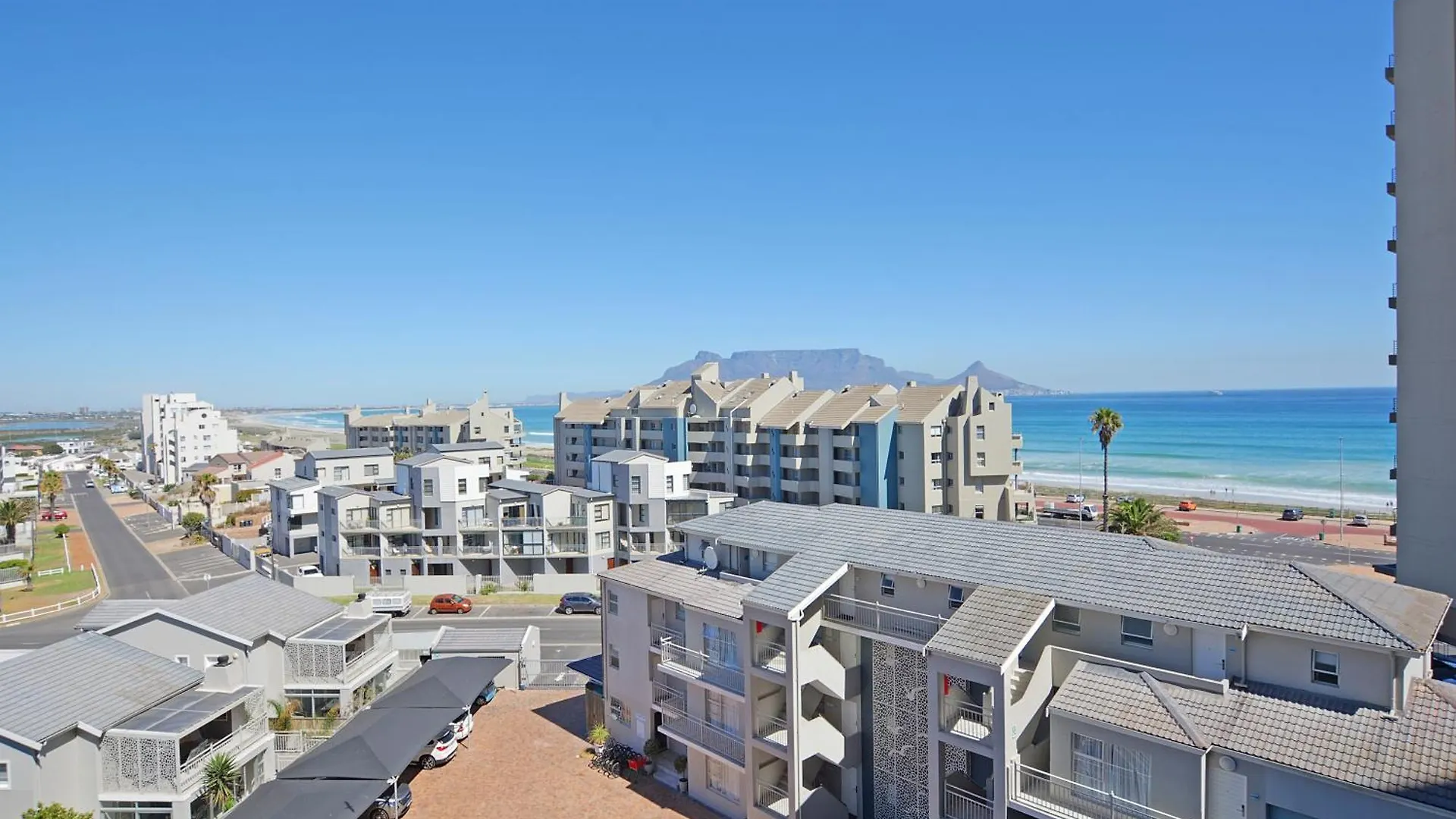 Aquarius 2 Bedroom Luxury Apartment Cape Town